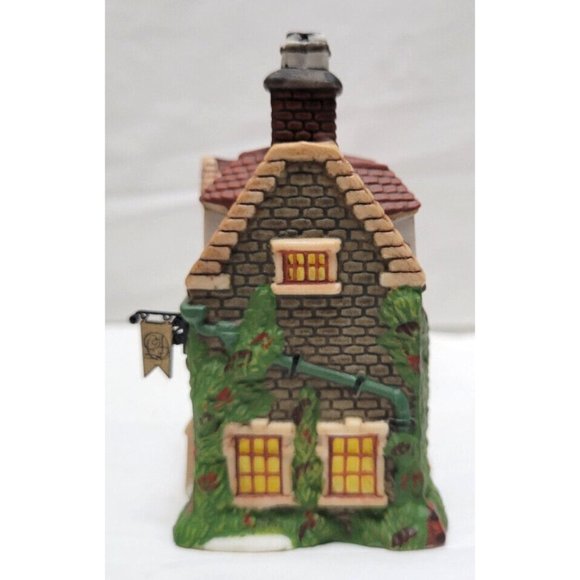 Dept 56 Charles Dickens 1994 Collectors Edition Ornament DEDLOCK ARMS - Picture 3 of 13